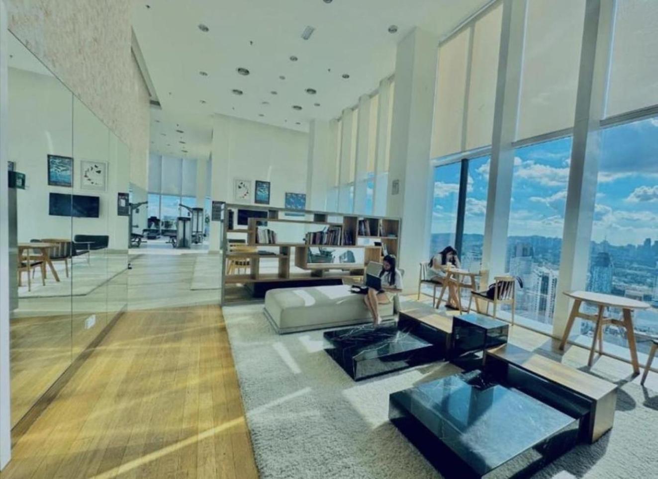 The Platinum Klcc By Victoria Home Kuala Lumpur Exterior photo